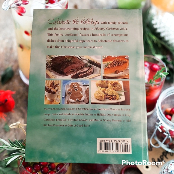 Pillsbury Christmas 2011 hardback cookbook. - Picture 2 of 11